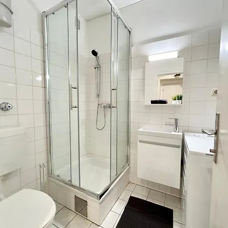 Stayroom I 