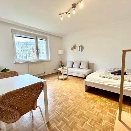 Stayroom I 